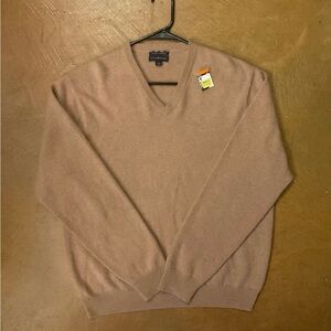 Club Room V-Neck Sweater in Beige
